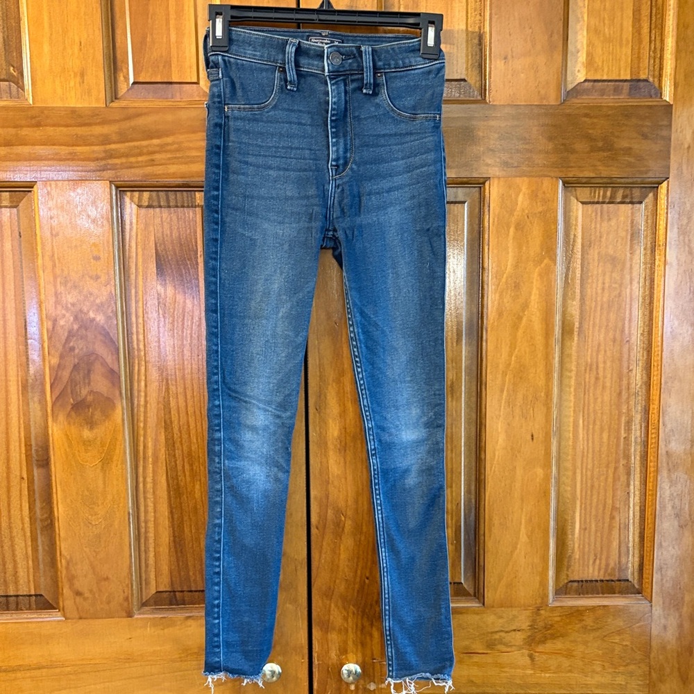 Abercrombie & Fitch Girls High Rise Jean Legging